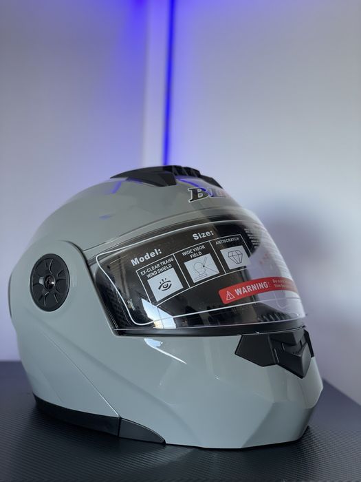 Capacete modular novo