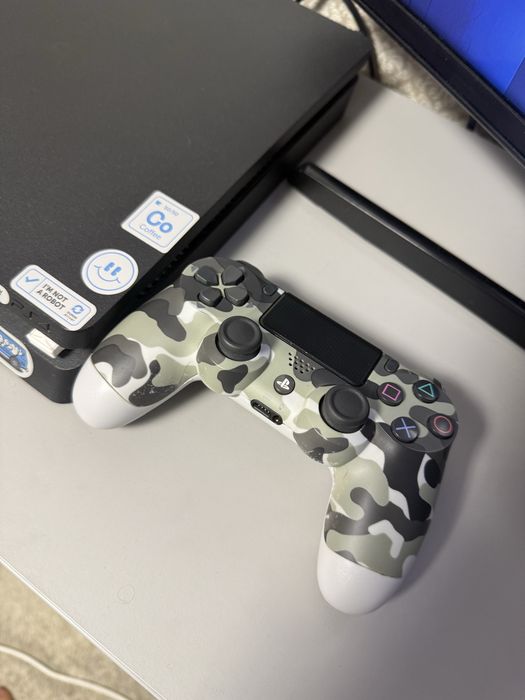 Продам sony Playstation slim 1tb.