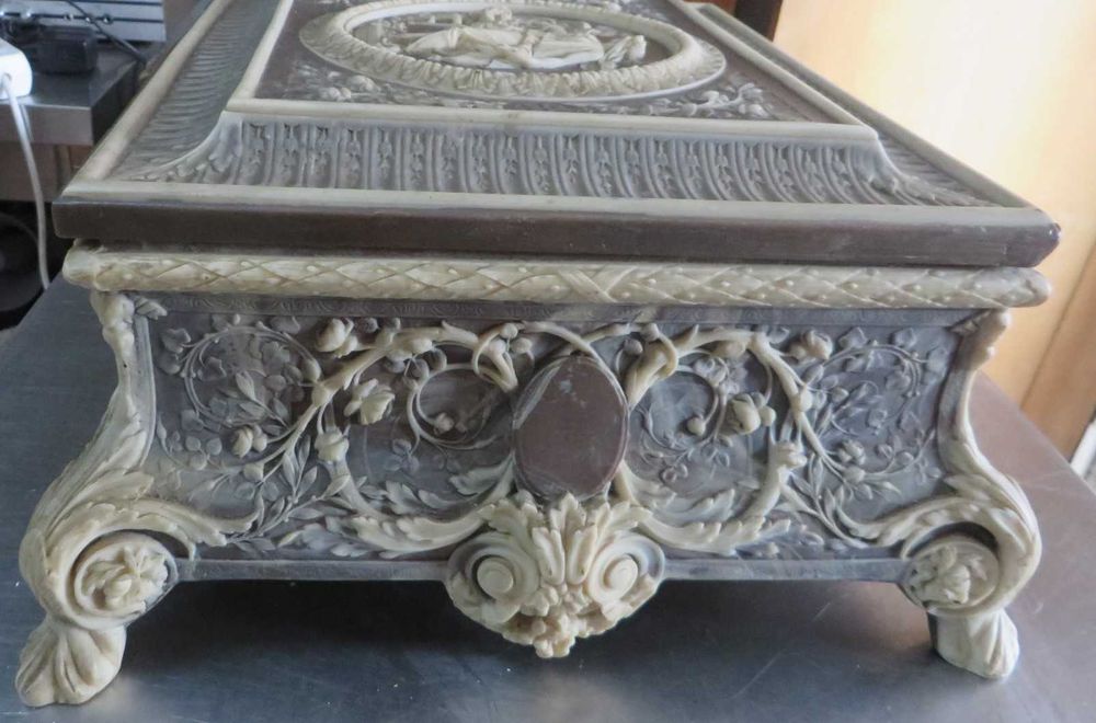 Caixa Guarda Joias com musica