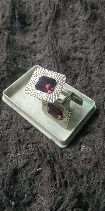 Продам запонки советские