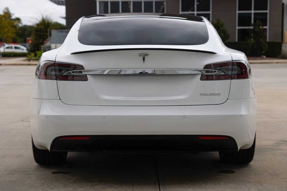 Tesla Model S 100D      2019