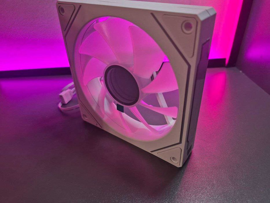 ARGB вентилятор 120 мм (аналог Lian Li)