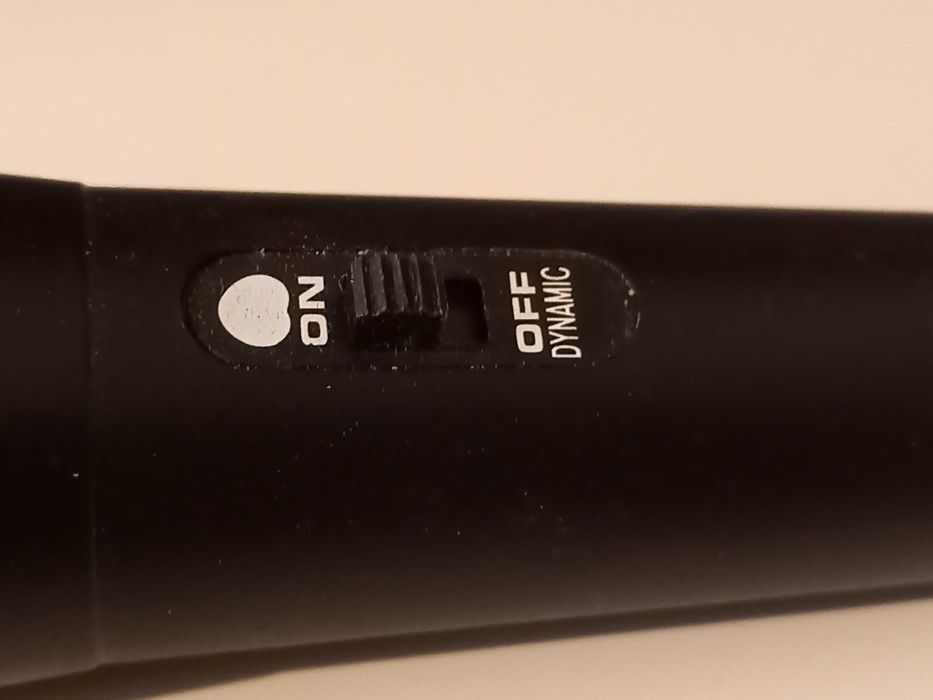 Mikrofon do Karaoke z wyłącznikeim