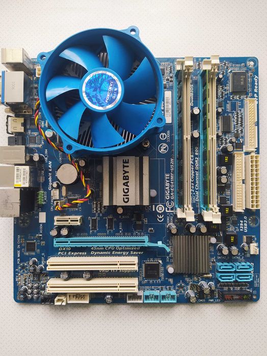 Материнська плата GA-EG41MFT-US2H (Rev. 1.3) +  4gb DDr2 + E6750