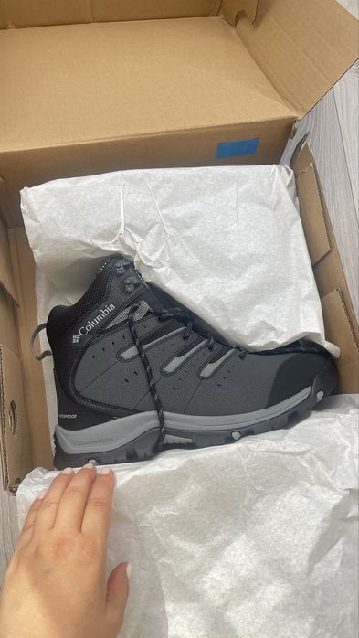 Продам чоловічі  черевики Columbia Waterproof р.45  нові