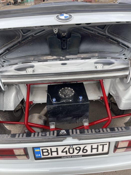 Продам BMW 30 2.8
