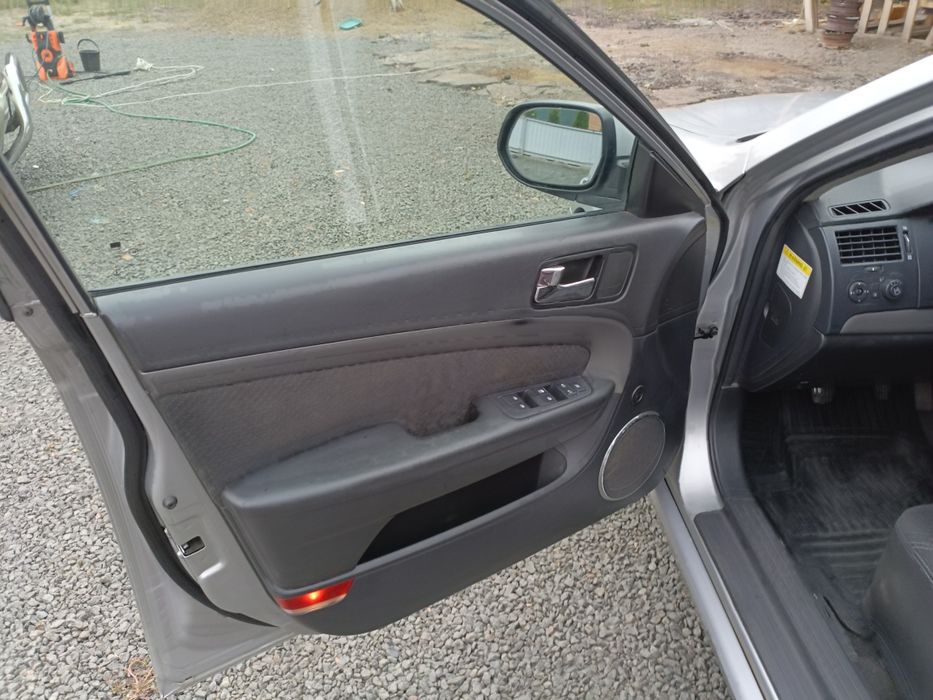 Chevrolet Epica 2.0 рік 2009