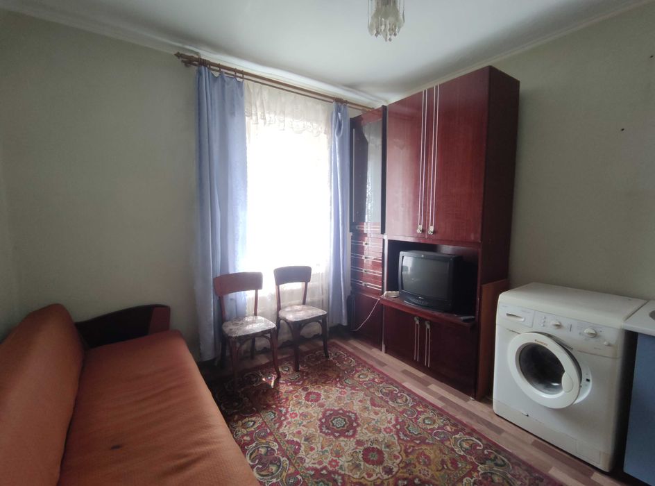 Продам кімнату в гуртожитку в Корабельному районі