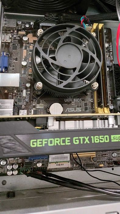 Asus i7-4790 gtx 1650 super