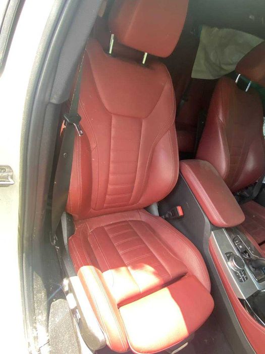 Салон BMW X4  bmw x4 m sport. m performance