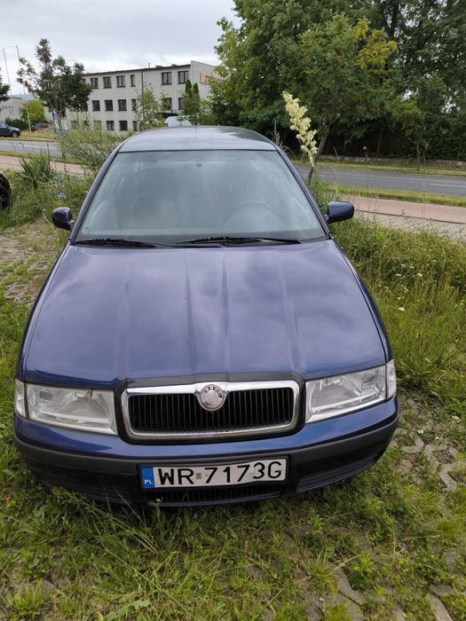 Skoda 1.8 T 2002 rok, silnik, części, zderzak lampy przód