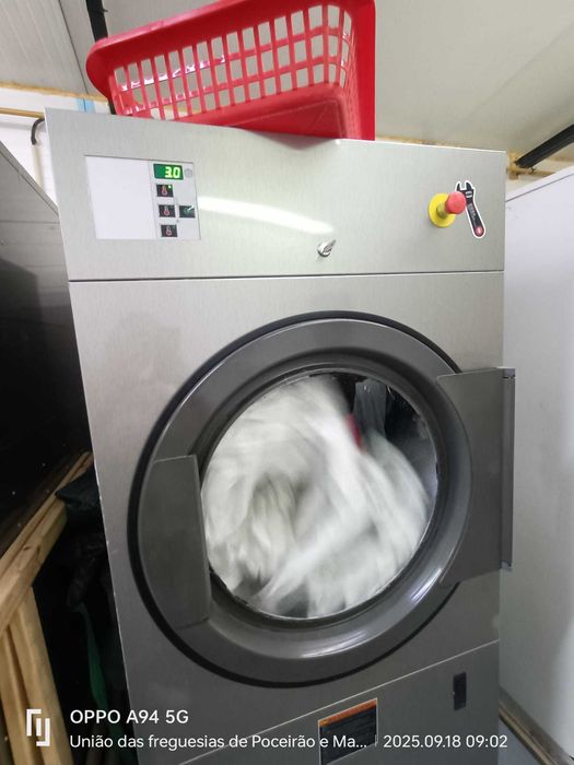 Secador roupa 14kg - Lavandaria