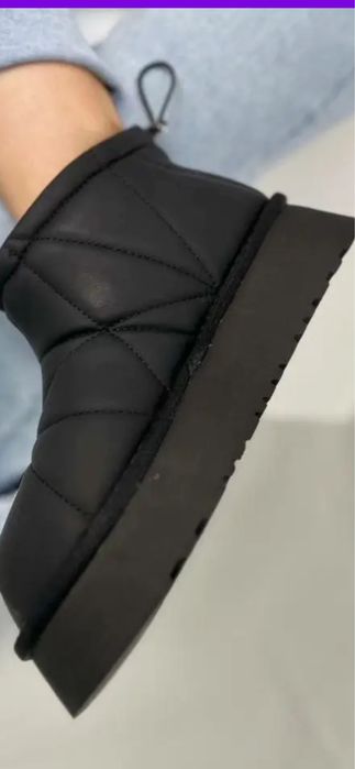 Жіночі зимові угги. Розпродаж