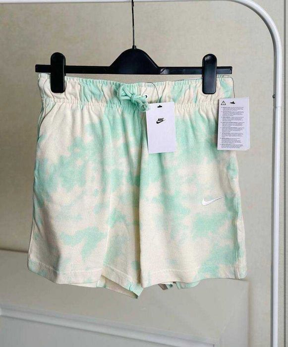 Шорти жіночі Nike Tie Dye легкі DM6712 379 оригінал розмір XS S M нові