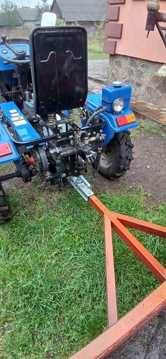 Продам практично новий мото трактор