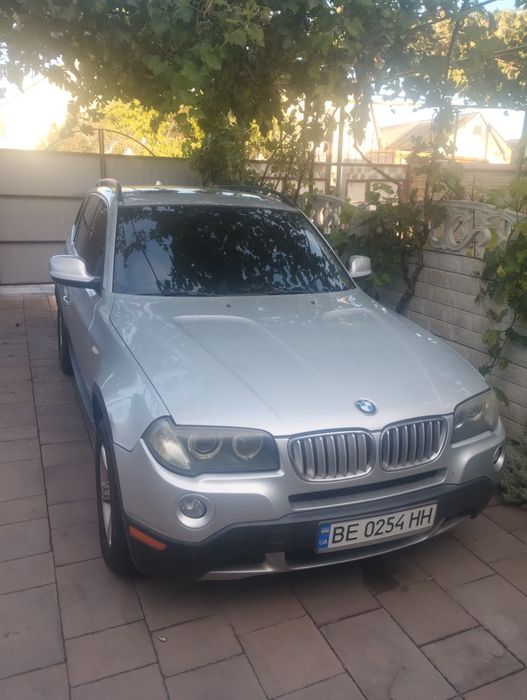 Продам авто BMW 2010г.в.