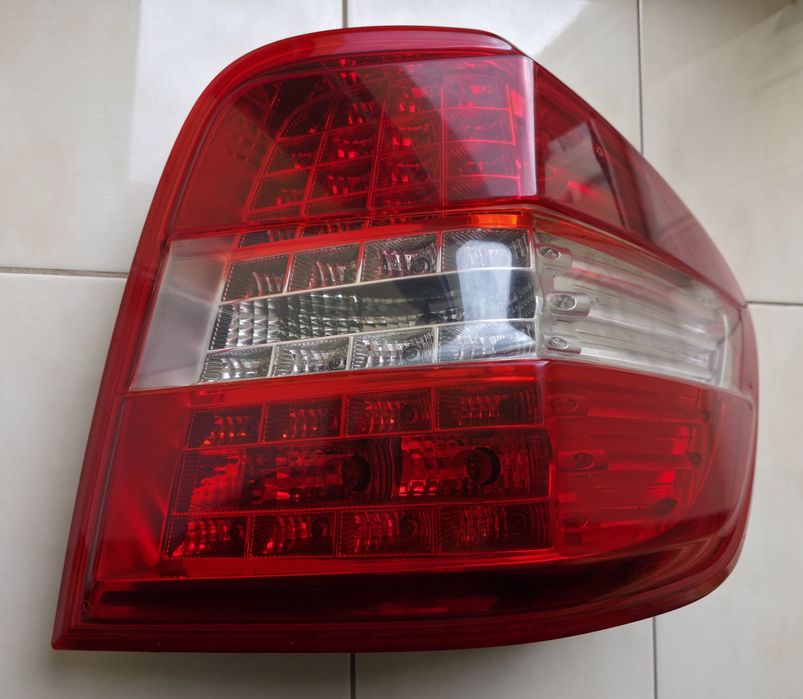 Задние фонари Mercedes ML W164 /рестаил USA