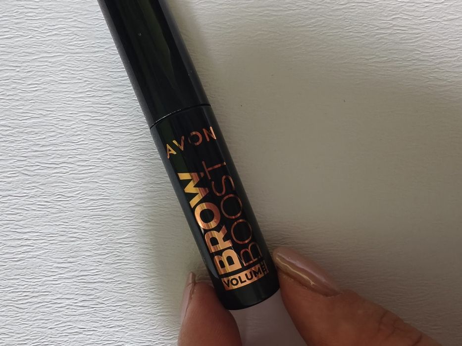Żel do brwi Avon