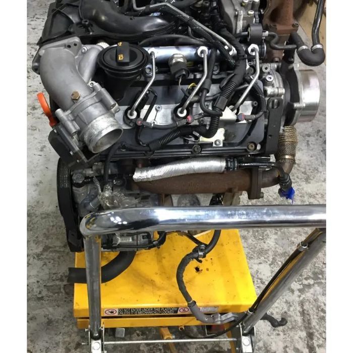 Motor BUN VOLKSWAGEN 3.0L 211 CV