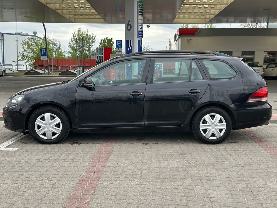 Volkswagen Golf 6 1.6 Tdi 2010 rok kombi