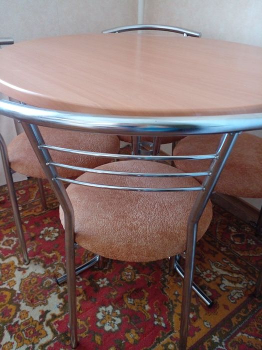 Продаються кухонні меблі