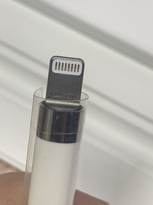 Apple Pencil 1 (оригінал) для iPad 9 покоління.