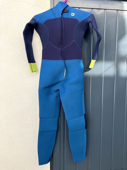 Fato de mergulho / surf / bodyboard (júnior - 12 anos). COMO NOVO!