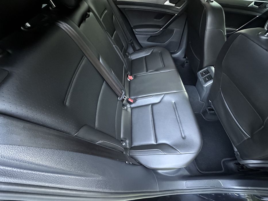 Продам Volkswagen Golf 7