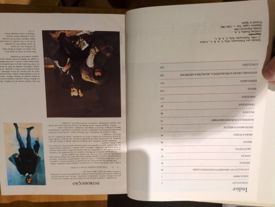 As Armas nos Lusíadas de J. .de Oliveira Simões