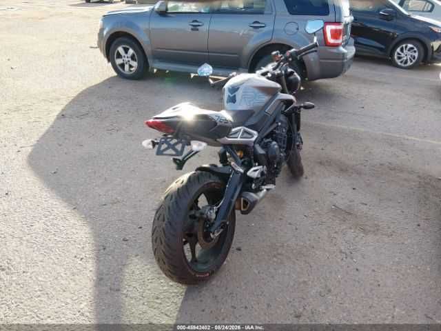 Triumph Street Triple 765 RS 2024
