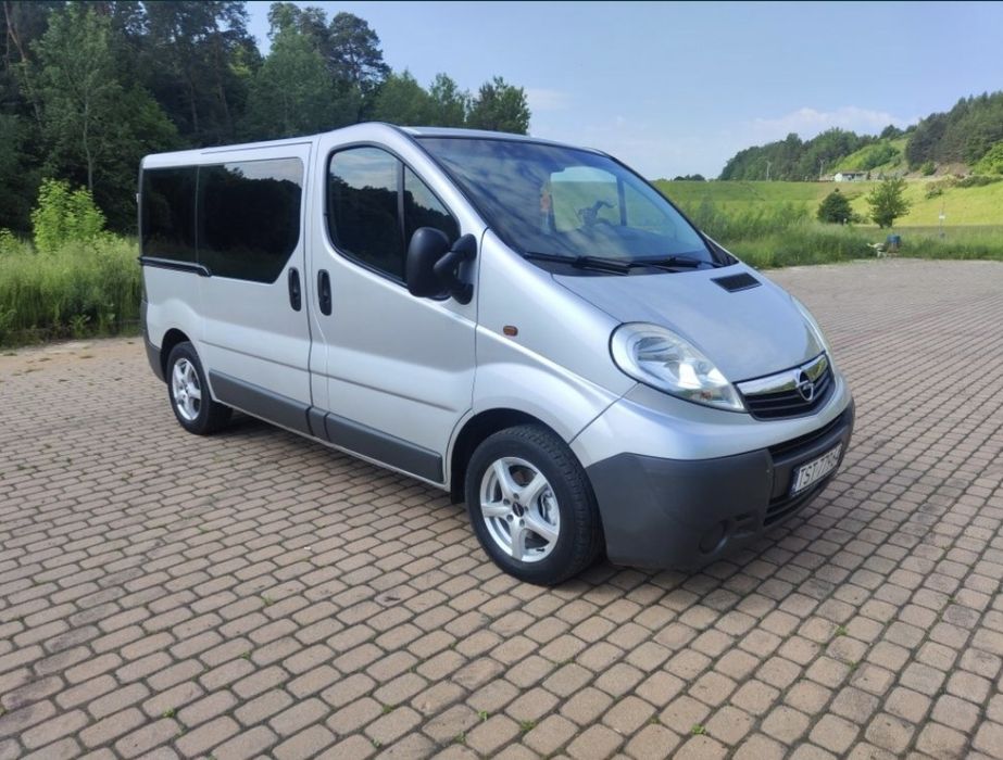 Wynajem Busa 9 osób komfortowo i tanio!