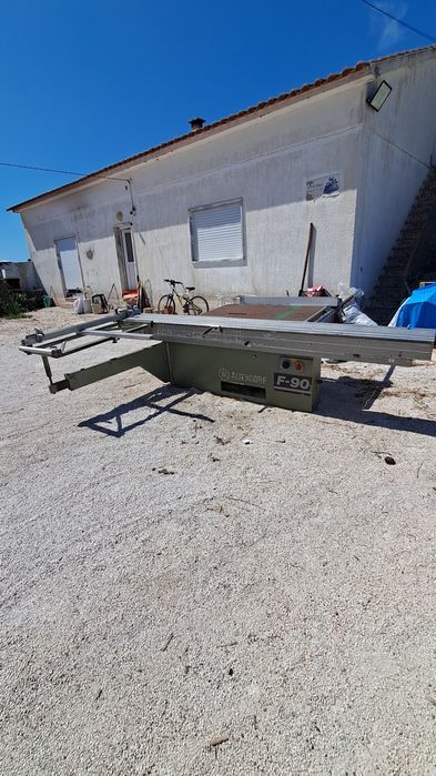 Vende se orladora e esquadrejadeira trifasica