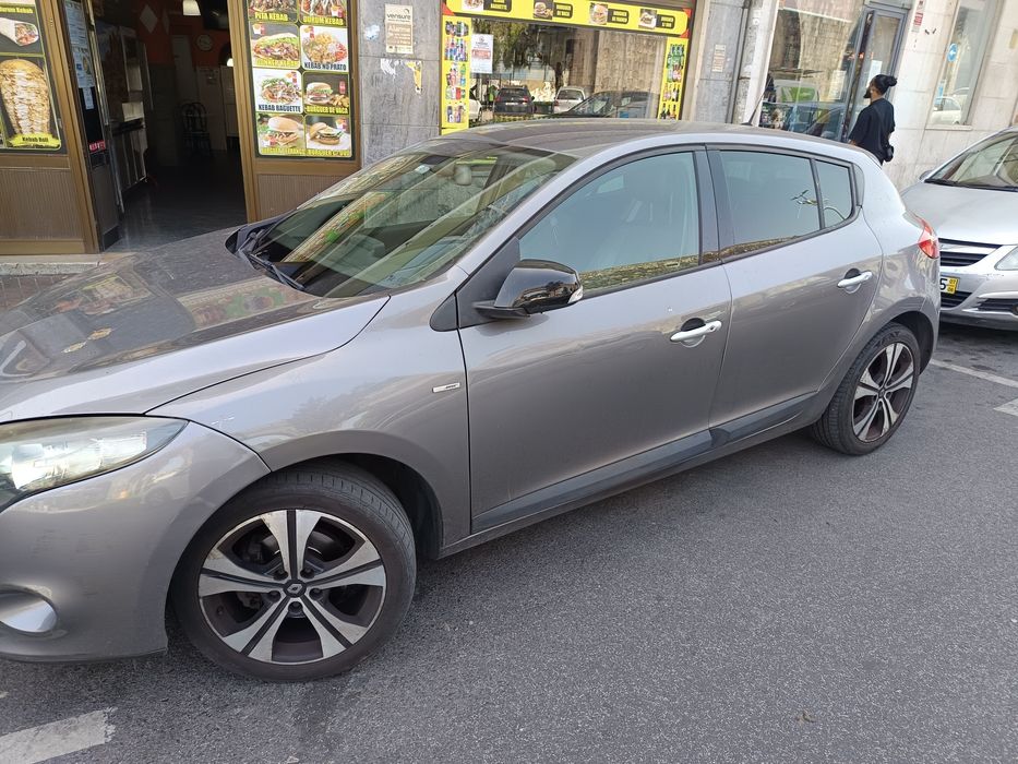Renault Mégane 1.5 dCi 110 cv Bose Edition — Excelente equipamento