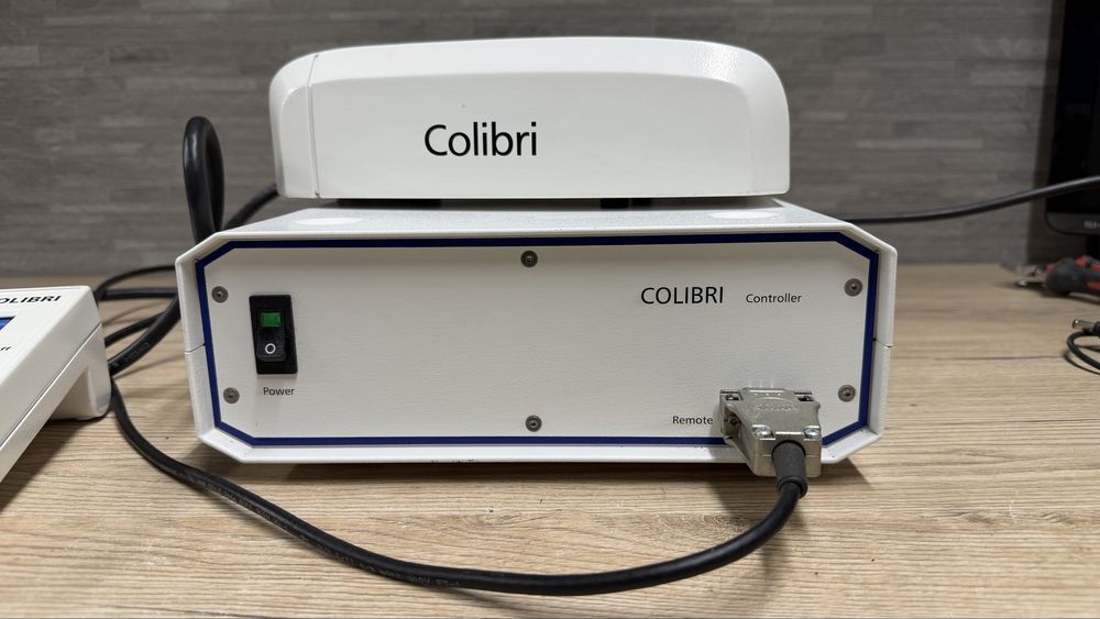 LED освітлювальна система Carl Zeiss Colibri для мікроскопів