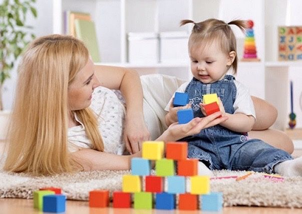 Няня для дитини чи малюка, послуги няні