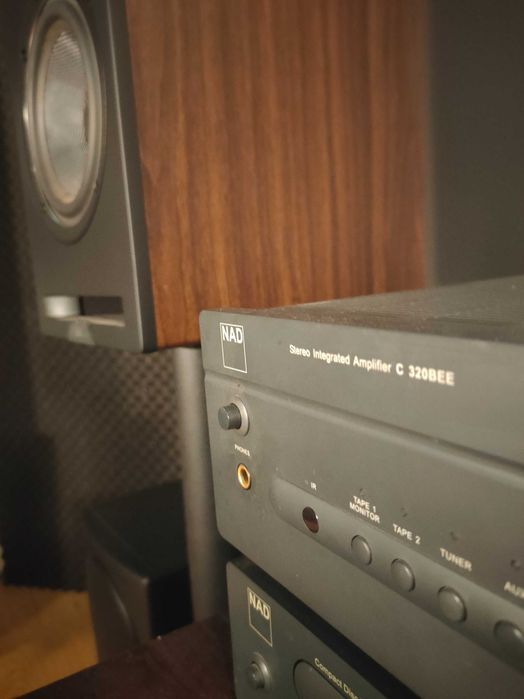Amplificador NAD C320 BEE