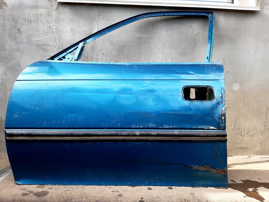 Продам дверь,опель астра ,седан,93г.