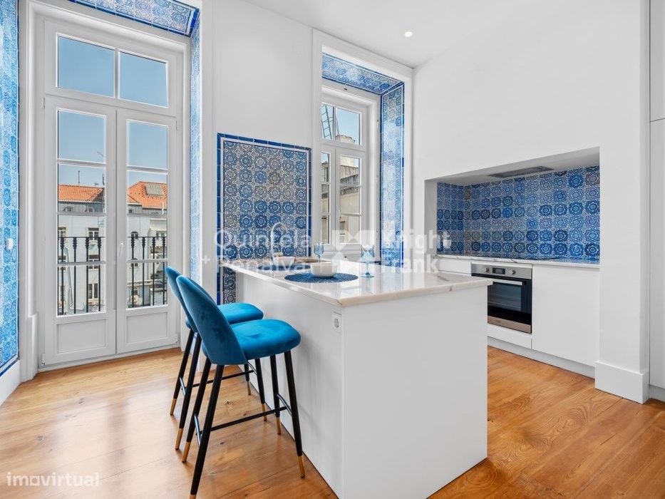 Apartamento T2 com móveis para arrendar em Santos