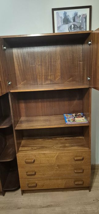 Móvel e armário de sala