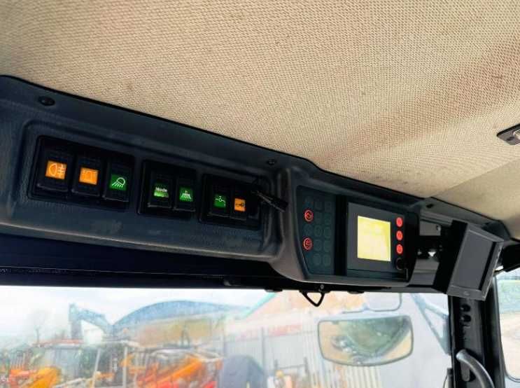 Підмітально-прибиральна машина SCHMIDT SWINGO 200 2017 рік ПДВ