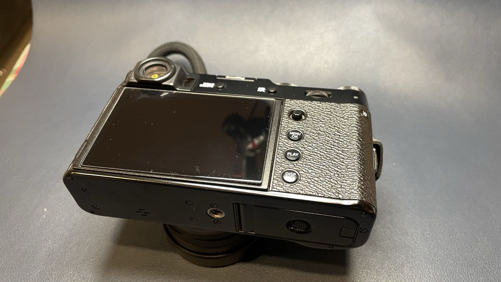 Fujifilm X100V (pouco usada)