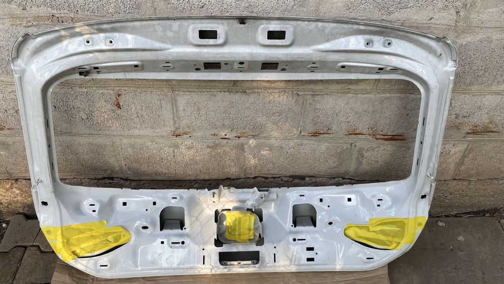 Крышка багажника seat leon 3