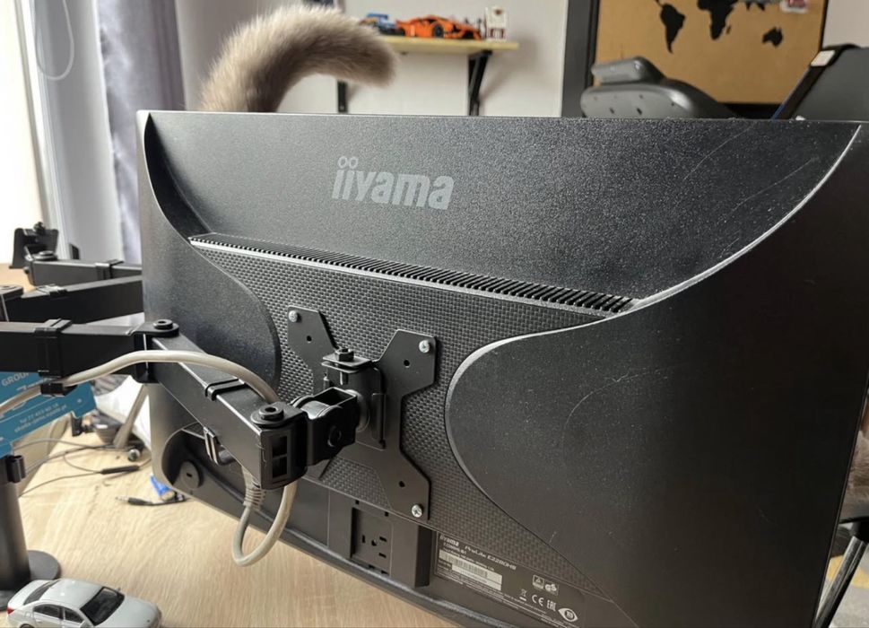 Monitor komputerowy