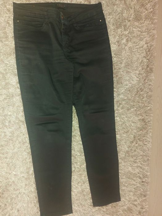 Spodnie czarne mohito 34