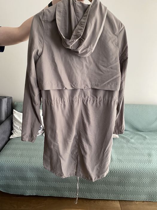 Trench H&M 36 S piekna zielen