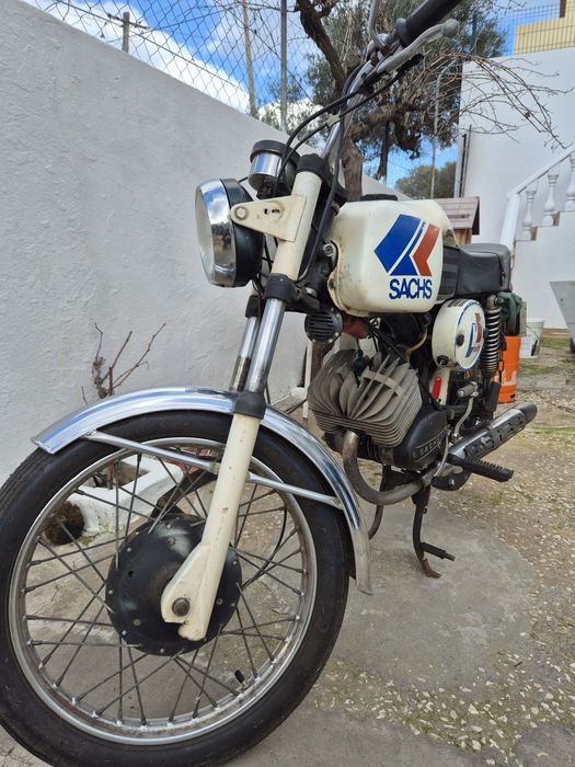 Motorizada Sachs V5