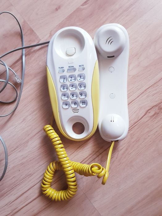 Telefon stacjonarny Castel CTL 788
