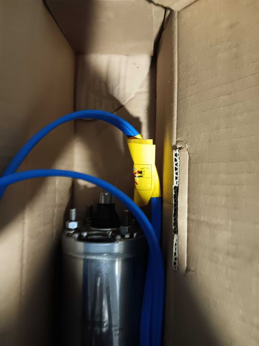 Motor para bomba de furo