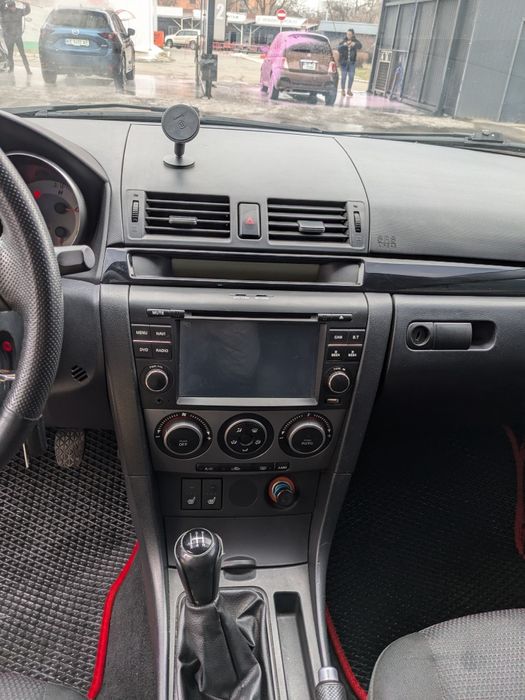 Mazda 3 (2007) 1.6 бензин