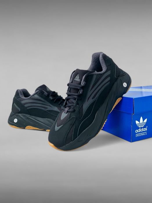 Чоловічі термо кросівки Adidas Yeezy Boost 700 V2 (Cordura/Шкіра)